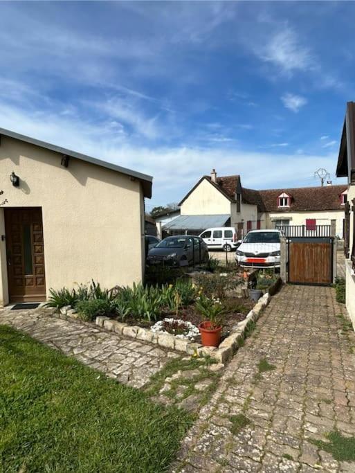 Studio Proche Beauval Et Chateaux De La Loire Francueil المظهر الخارجي الصورة